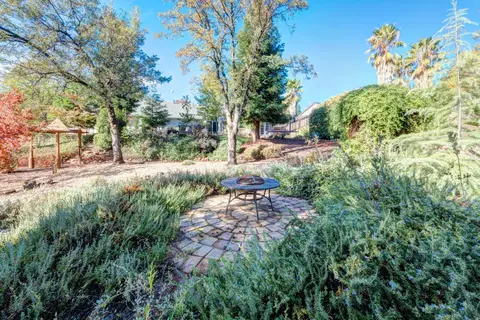 8833 Olney Park Dr, Redding, CA 96001 photo 32