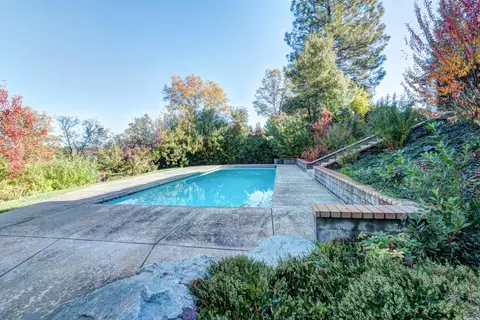 680 Royal Oaks Dr, Redding, CA 96001 photo 24