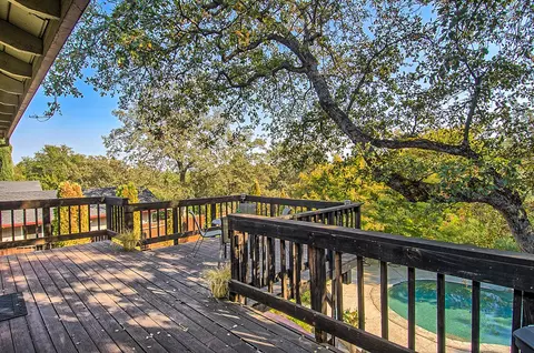 561 Royal Oaks Dr, Redding, CA 96001 photo 27