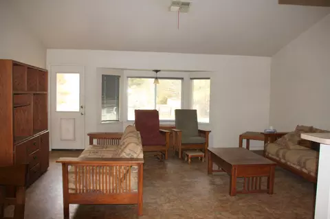 3290 Harlan Dr, Redding, CA 96003 photo 6