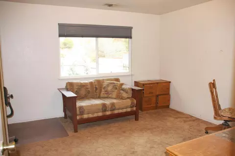 3290 Harlan Dr, Redding, CA 96003 photo 7