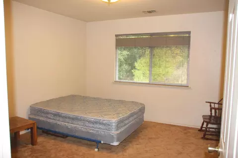 3290 Harlan Dr, Redding, CA 96003 photo 8