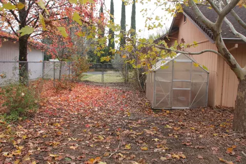 3290 Harlan Dr, Redding, CA 96003 photo 15