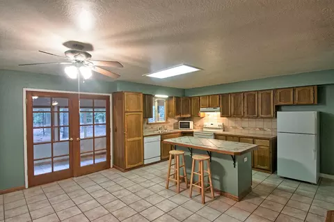 35175 Eagle Ln, Shingletown, CA 96088 photo 11