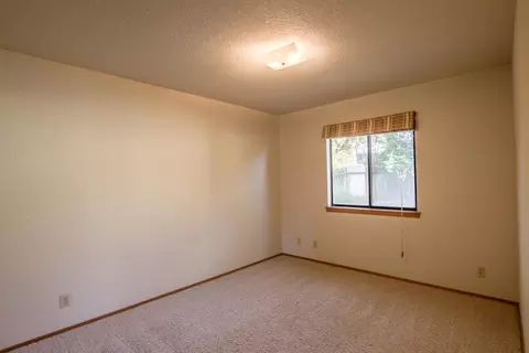 1850 Sutterwood Dr, Redding, CA 96002 photo 9