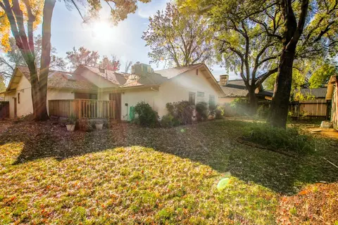 1850 Sutterwood Dr, Redding, CA 96002 photo 13