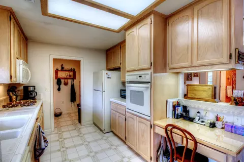 185 Franciscan Trl, Redding, CA 96003 photo 7