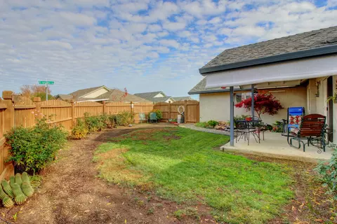 185 Franciscan Trl, Redding, CA 96003 photo 18