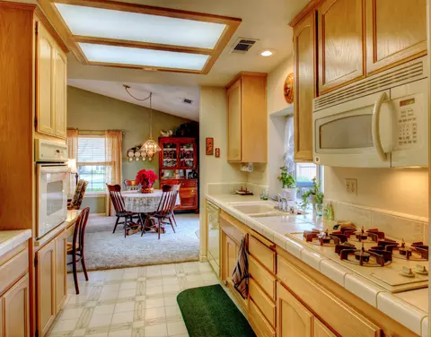 185 Franciscan Trl, Redding, CA 96003 photo 9