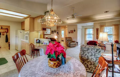 185 Franciscan Trl, Redding, CA 96003 photo 6