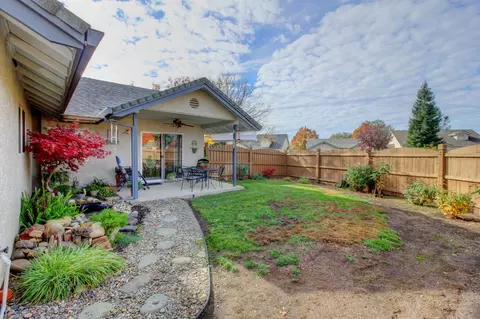 185 Franciscan Trl, Redding, CA 96003 photo 17