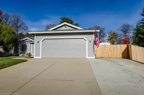4648 Kenmare Ct, Redding, CA 96001 photo 3