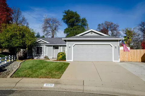4648 Kenmare Ct, Redding, CA 96001 photo 2