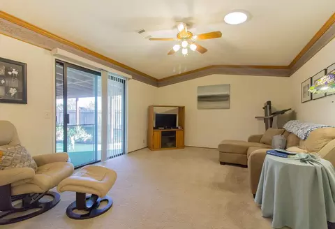 2977 Brookside Dr, Redding, CA 96001 photo 3