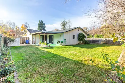 2977 Brookside Dr, Redding, CA 96001 photo 14