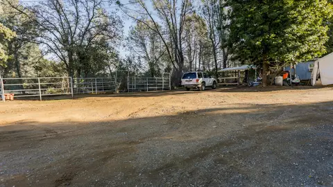 16655 Thompson Ln, Redding, CA 96001 photo 21