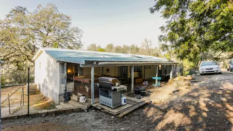 16655 Thompson Ln, Redding, CA 96001 photo 19
