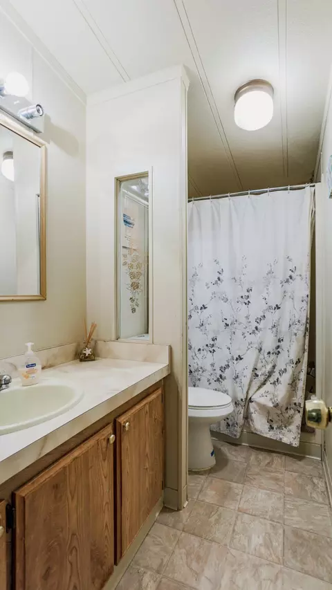 16655 Thompson Ln, Redding, CA 96001 photo 12