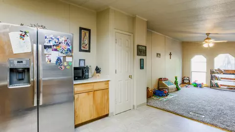 16655 Thompson Ln, Redding, CA 96001 photo 6
