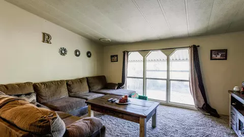 16655 Thompson Ln, Redding, CA 96001 photo 16