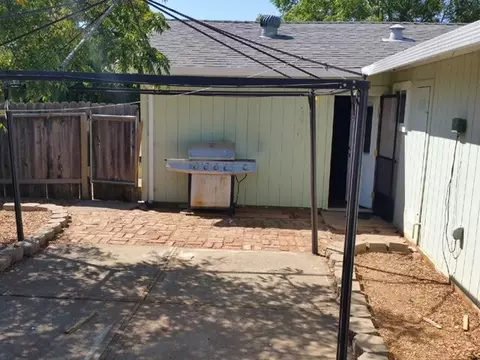 720 Crosby Ln, Red Bluff, CA 96080 photo 8