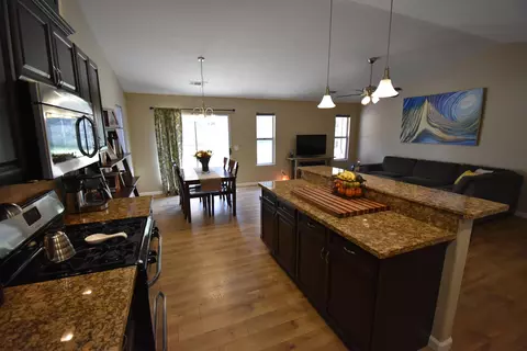 83 Tidmore Ln, Redding, CA 96003 photo 7