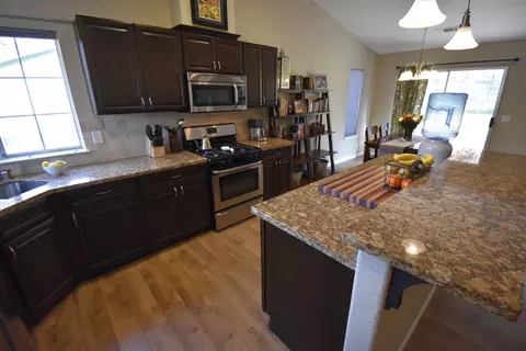 83 Tidmore Ln, Redding, CA 96003 photo 6