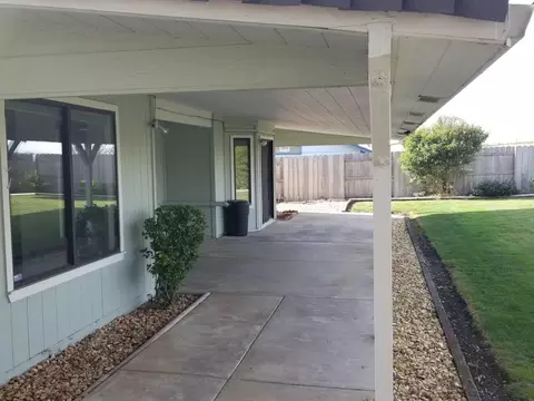 910 Countryside, Red Bluff, CA 96080 photo 26