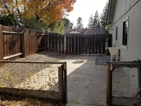 910 Countryside, Red Bluff, CA 96080 photo 37