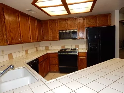 2718 Crystal Tree Dr, Redding, CA 96001 photo 12