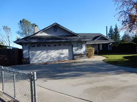 2718 Crystal Tree Dr, Redding, CA 96001 photo 1