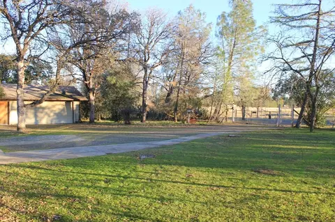 17800 Benfer Dr, Anderson, CA 96007 photo 20