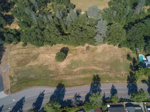 355 Churn Creek Rd, Redding, CA 96003 photo 4