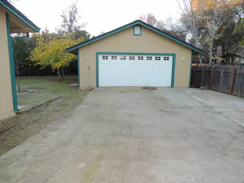 840 Jefferson Ct, Redding, CA 96002 photo 14