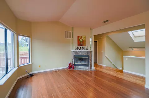 3340 Mountain Oak Dr, Redding, CA 96001 photo 2