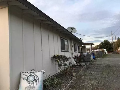 2817 Girvan Rd, Redding, CA 96001 photo 1