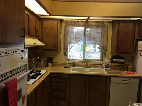 453 Silkwood Dr, Redding, CA 96003 photo 11