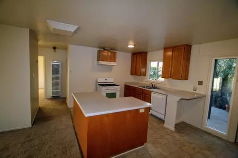 2861 Churn Ct, Redding, CA 96002 photo 10