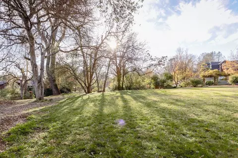 16338 Towerview Cir, Redding, CA 96001 photo 37