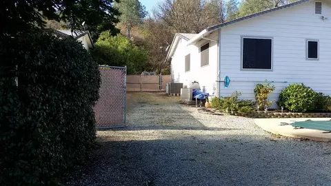 5111 Cedars Rd, Redding, CA 96001 photo 8