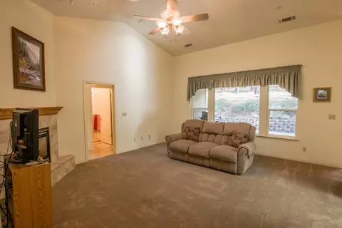 12855 Fern Rd, Whitmore, CA 96096 photo 3