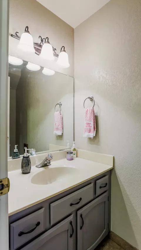3384 Oak Haven Ct, Redding, CA 96002 photo 15