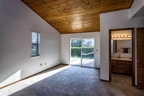 1705 Kildare Dr, Redding, CA 96001 photo 18