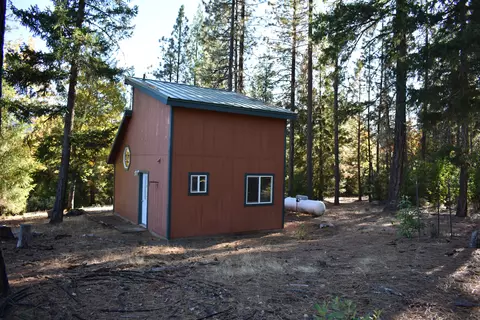 461 Farmer Ranch Rd, Hayfork, CA 96041 photo 4