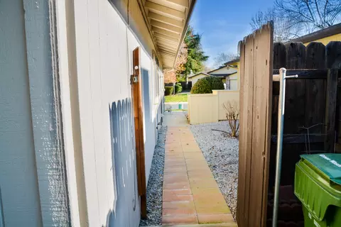2082 Lazare Path, Redding, CA 96001 photo 22