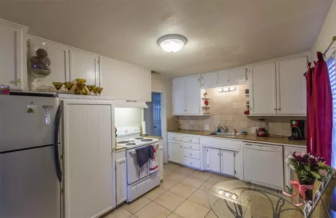 5430 Rosswood Ln, Redding, CA 96001 photo 6