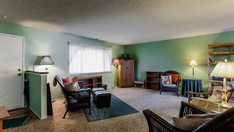 11731 Milton Park Ln, Redding, CA 96003 photo 5