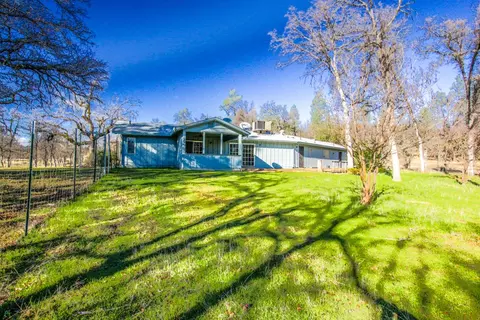 13749 Bear Mountain Rd, Redding, CA 96003 photo 21