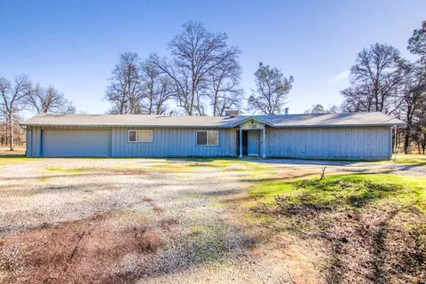 13749 Bear Mountain Rd, Redding, CA 96003 photo 4