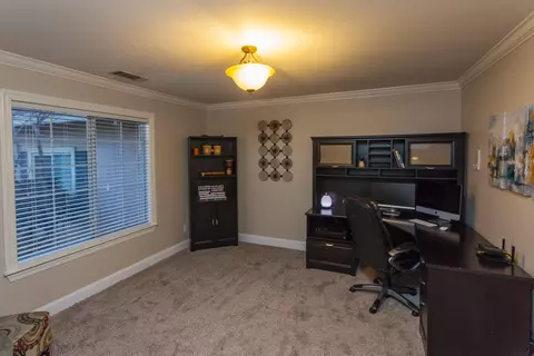 2074 Hope Ln, Redding, CA 96003 photo 26